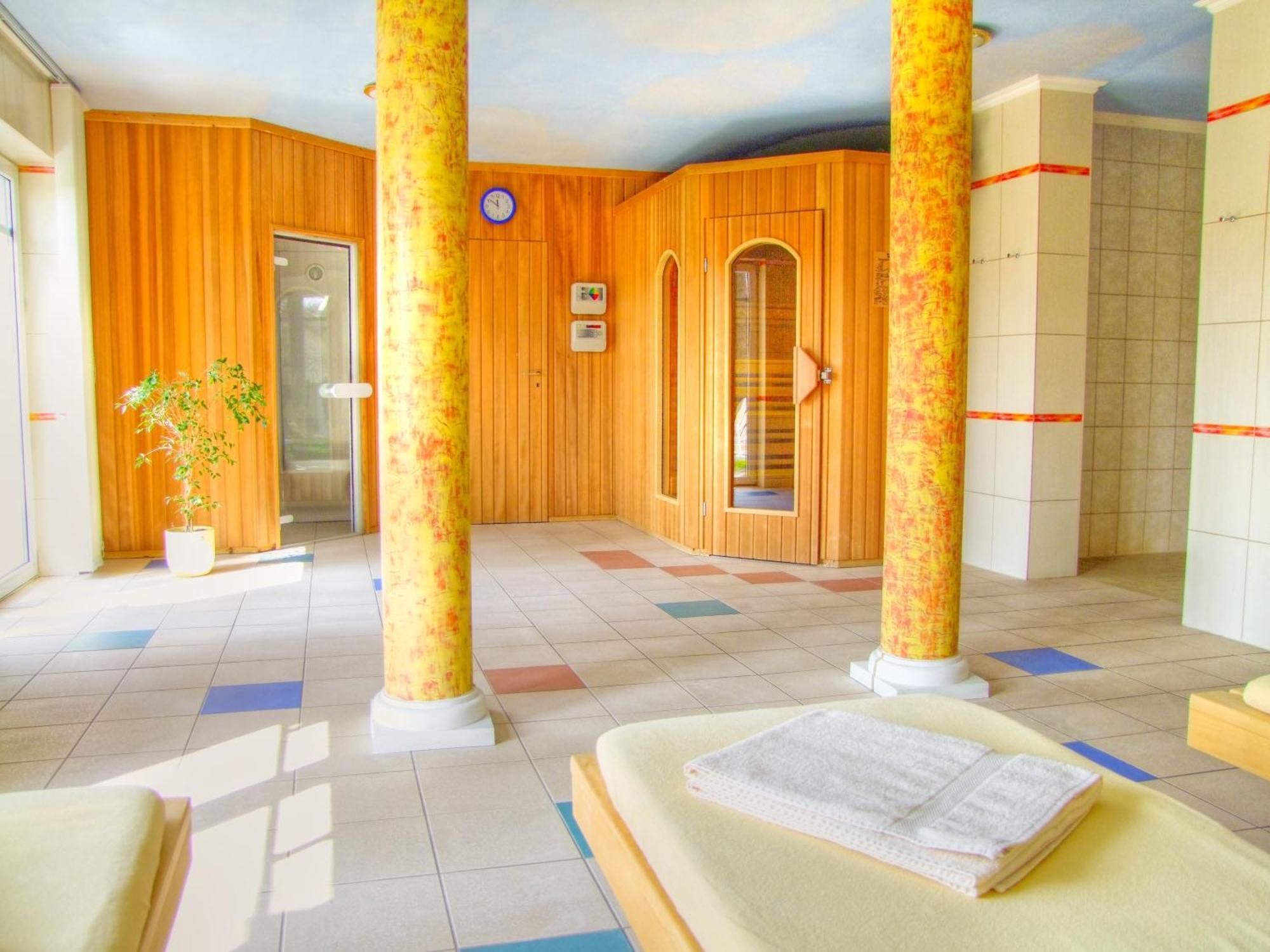 Kurhaus Devin Hotel Stralsund Exterior photo